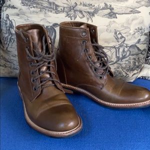 Nisolo  Amelia brown leather boots